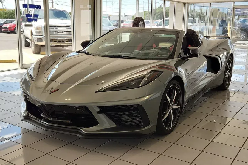 2022 Chevrolet Corvette Stingray 3LT photo 1