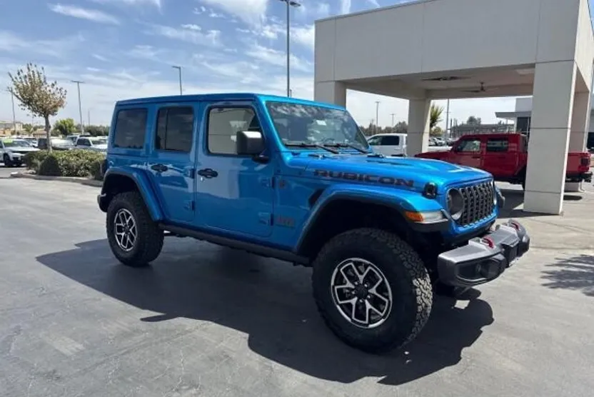 2025 Jeep Wrangler Unlimited Rubicon photo 1