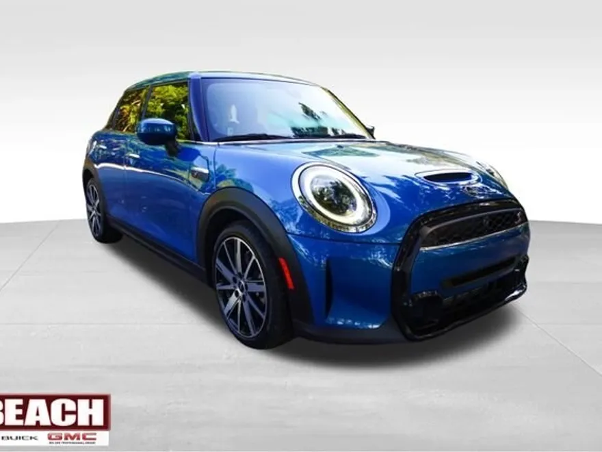 2024 Mini Cooper 4 Door Hardtop S photo 1