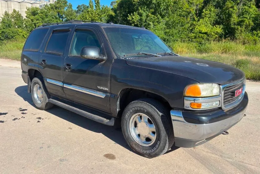 2003 Gmc Yukon 1500 photo 1