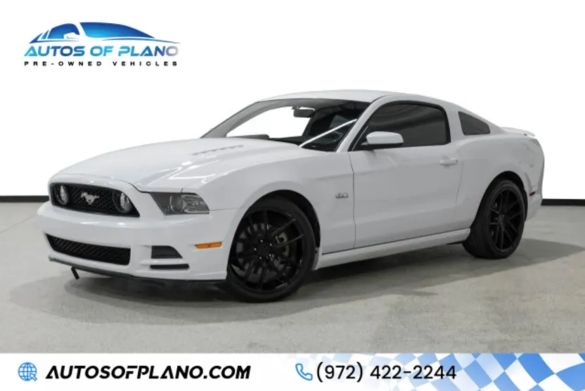 2014 Ford Mustang GT Premium photo 1