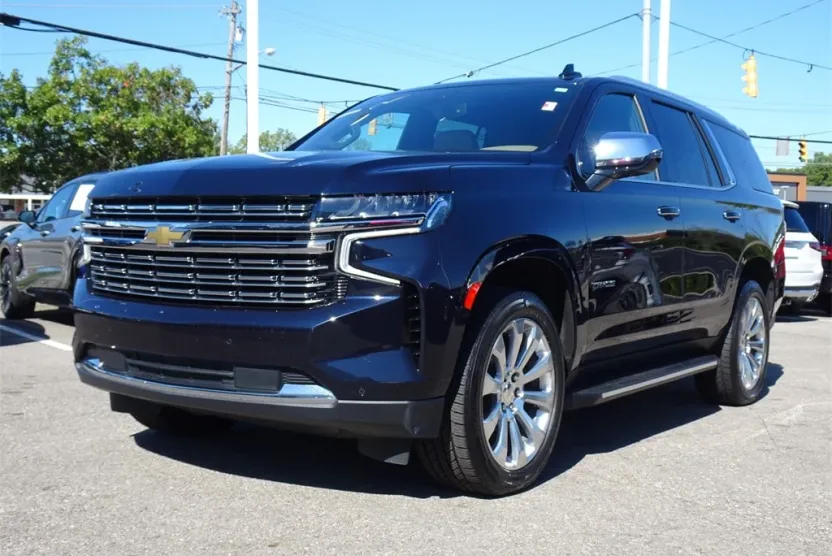 2021 Chevrolet Tahoe Premier photo 1