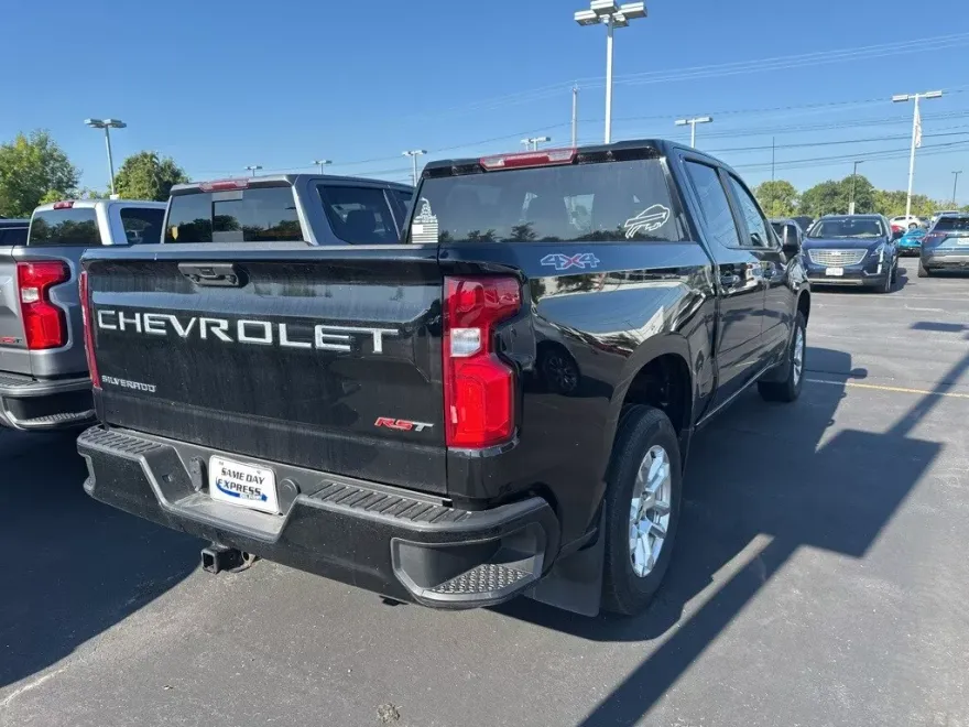 2022 Chevrolet Silverado 1500 RST photo 1