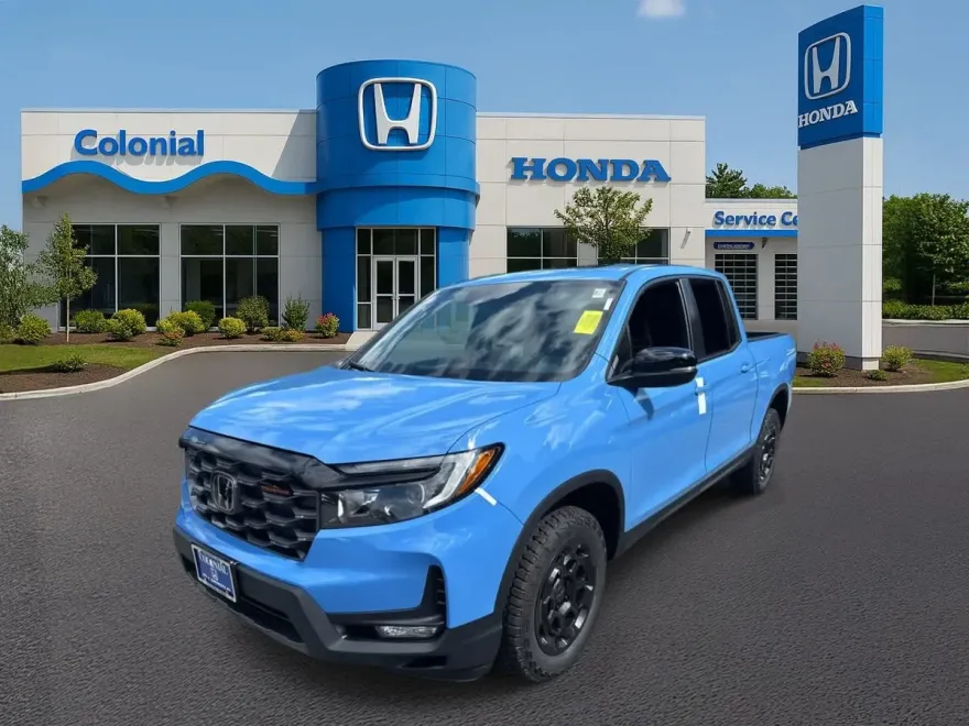 2025 Honda Ridgeline TrailSport photo 1