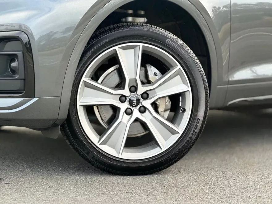 2025 Audi Q5 45 S line Premium photo 1