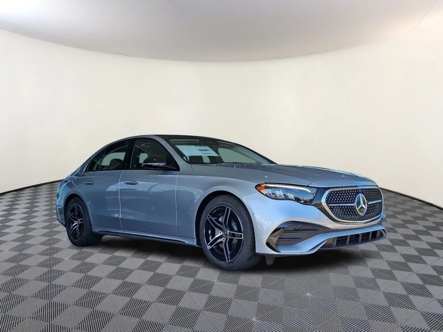 2026 Mercedes Benz E 350 4MATIC photo 1