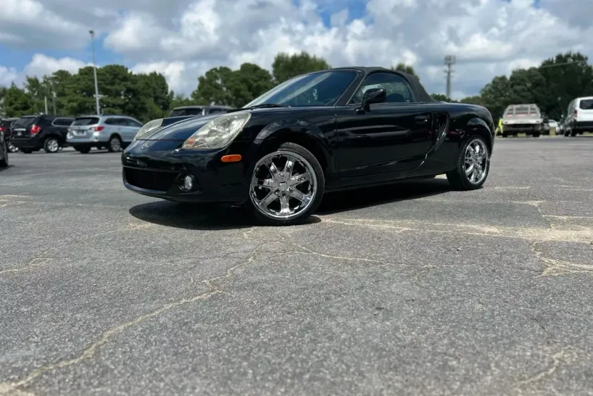 2003 Toyota MR2 Spyder photo 1