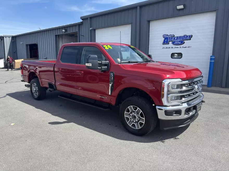 2024 Ford F-350 Lariat photo 1