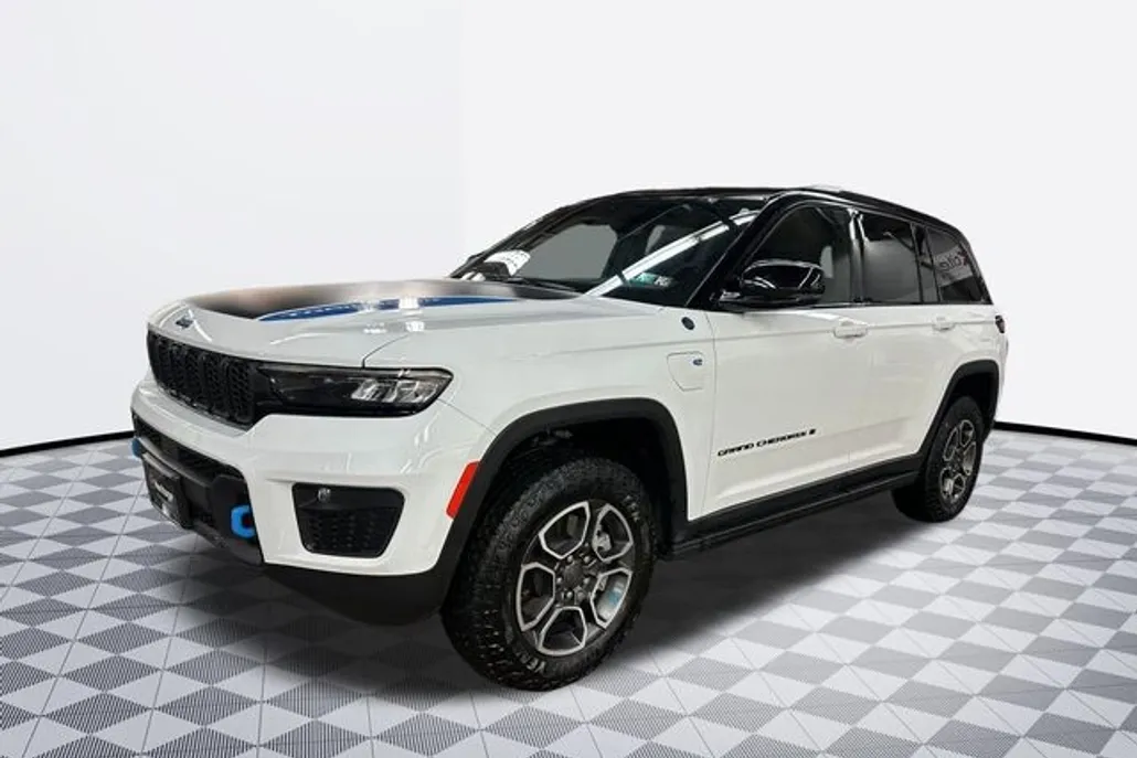 2023 Jeep Grand Cherokee Trailhawk 4xe photo 1