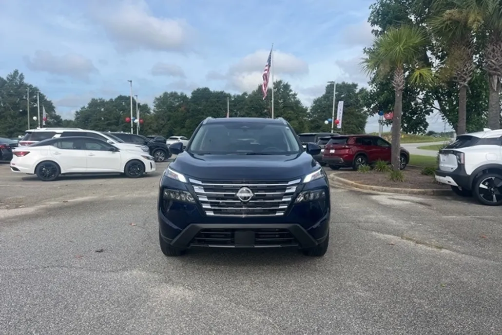 2026 Nissan Rogue SV photo 1