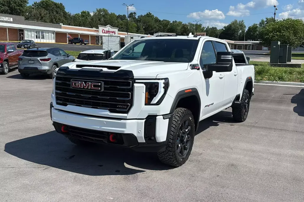 2025 Gmc Sierra 2500 HD AT4 photo 1