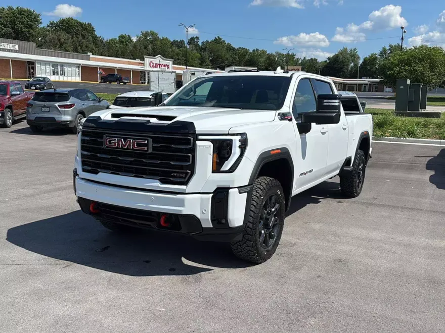2025 Gmc Sierra 2500 HD AT4 photo 1