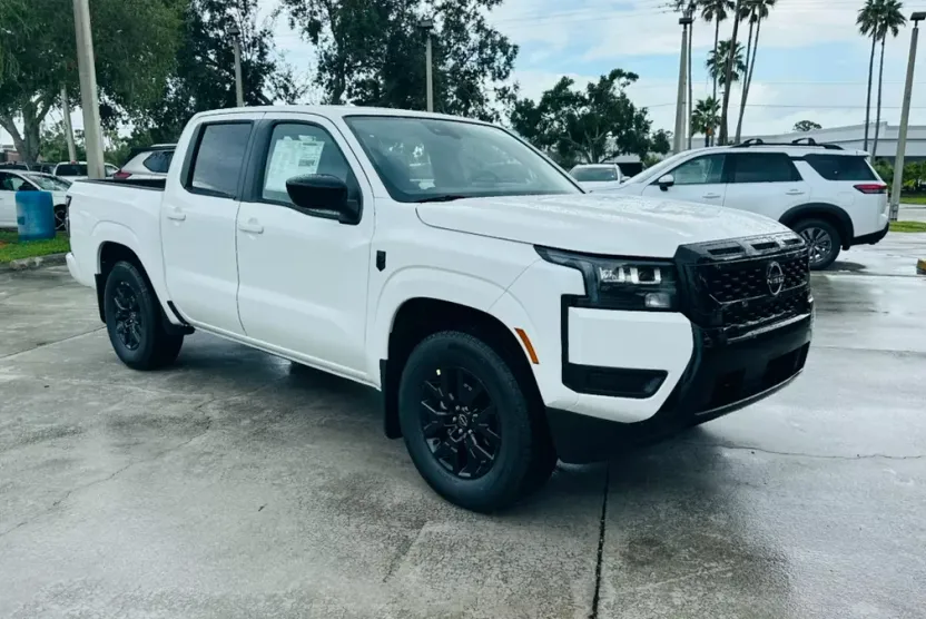 2026 Nissan Frontier SV photo 1