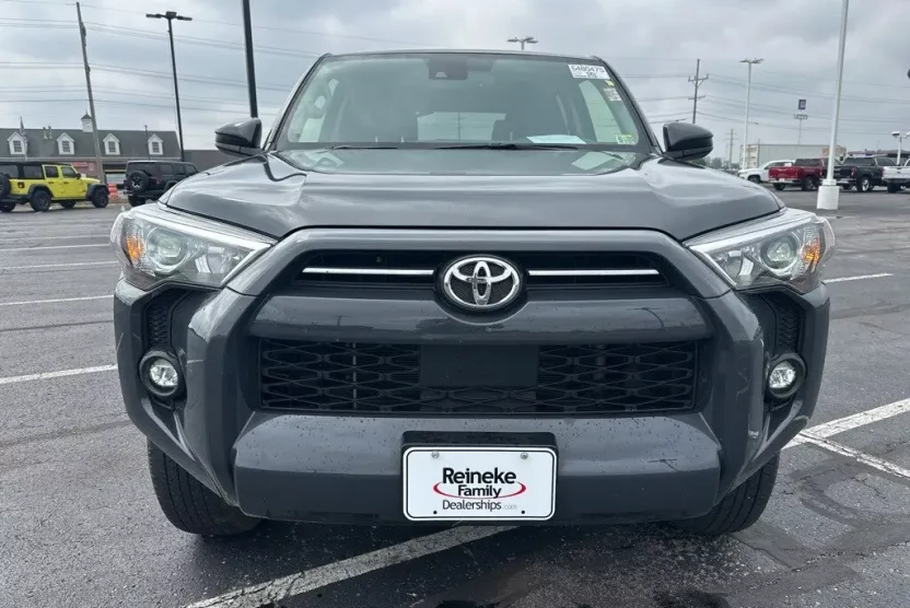 2024 Toyota 4Runner SR5 photo 1