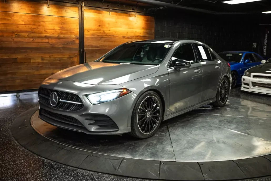 2019 Mercedes Benz A 220 photo 1