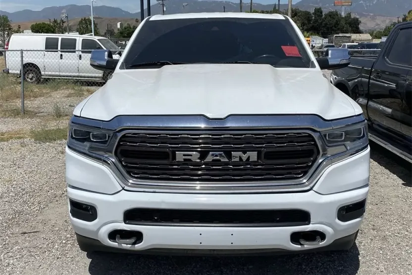 2022 Ram 1500 Limited photo 1