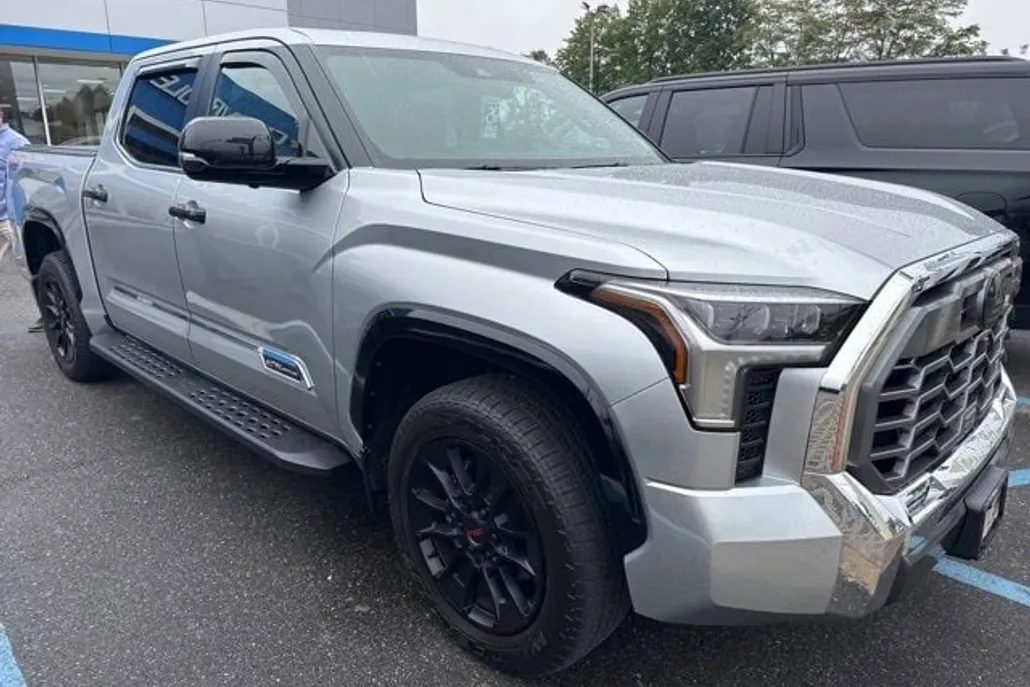 2025 Toyota Tundra 1794 Edition photo 1