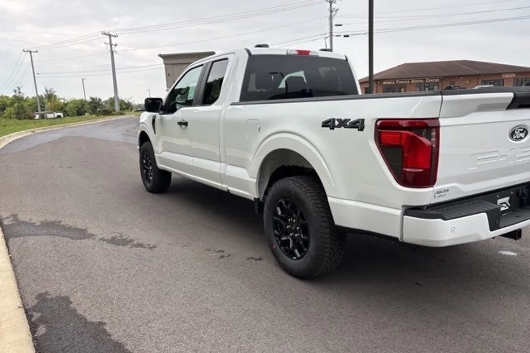 2025 Ford F-150 STX photo 1