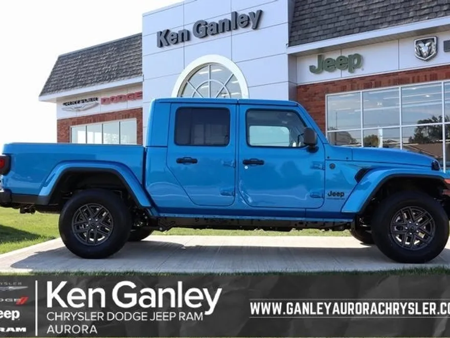 2025 Jeep Gladiator Sport S photo 1