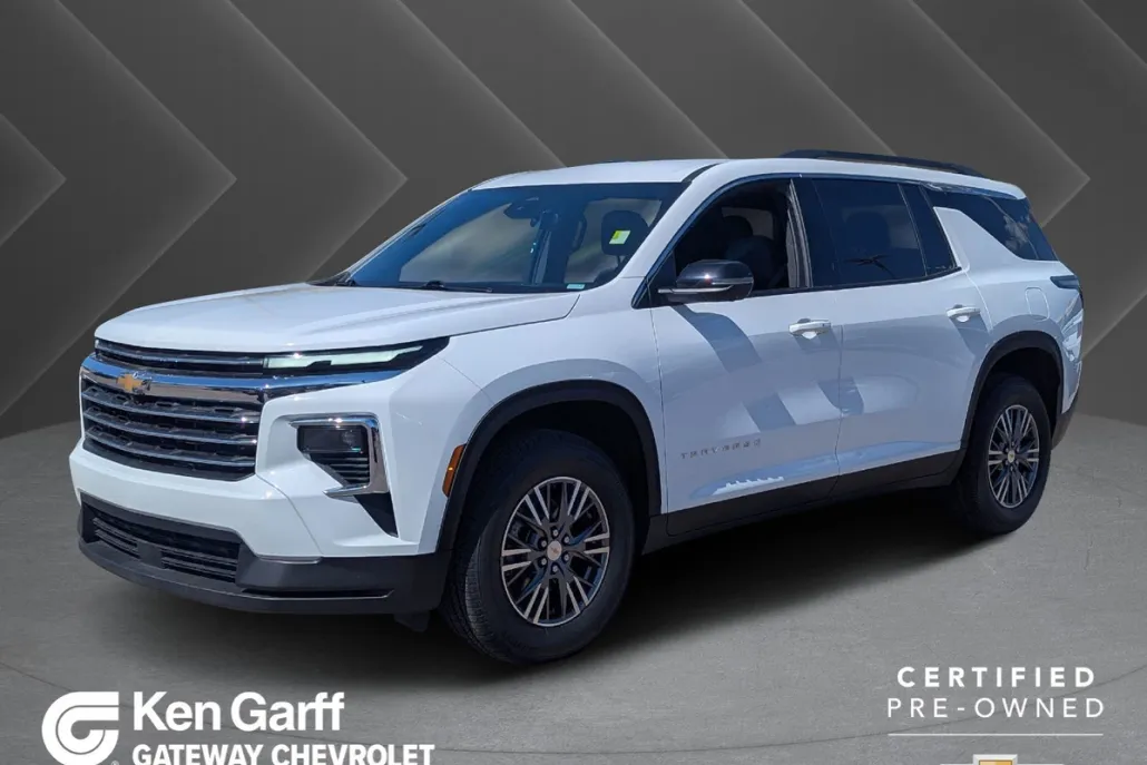 2024 Chevrolet Traverse photo 1