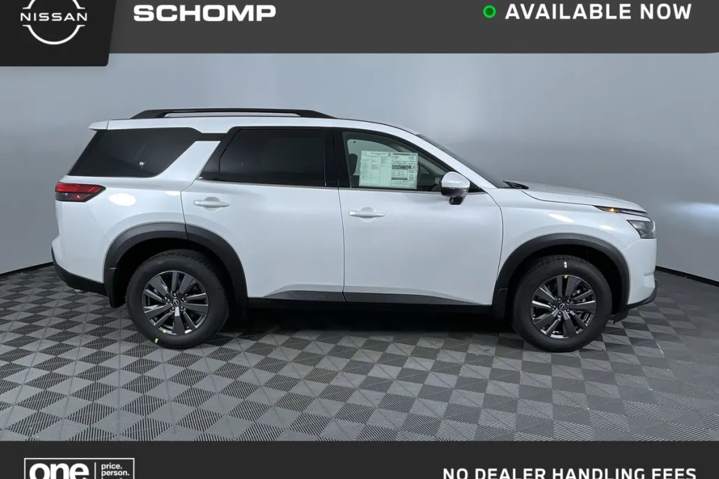 2025 Nissan Pathfinder SV photo 1