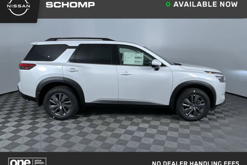 2025 Nissan Pathfinder SV photo 1