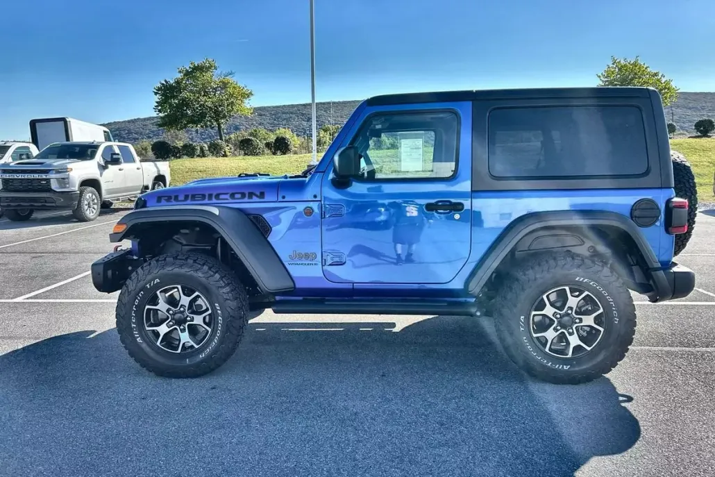 2023 Jeep Wrangler Two-Door Rubicon photo 1