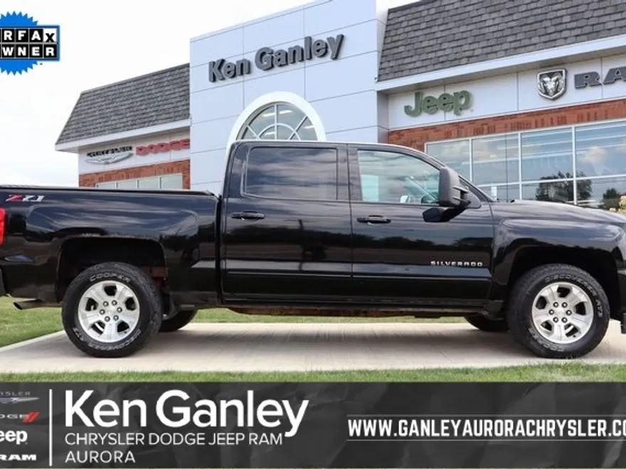 2018 Chevrolet Silverado 1500 LT photo 1