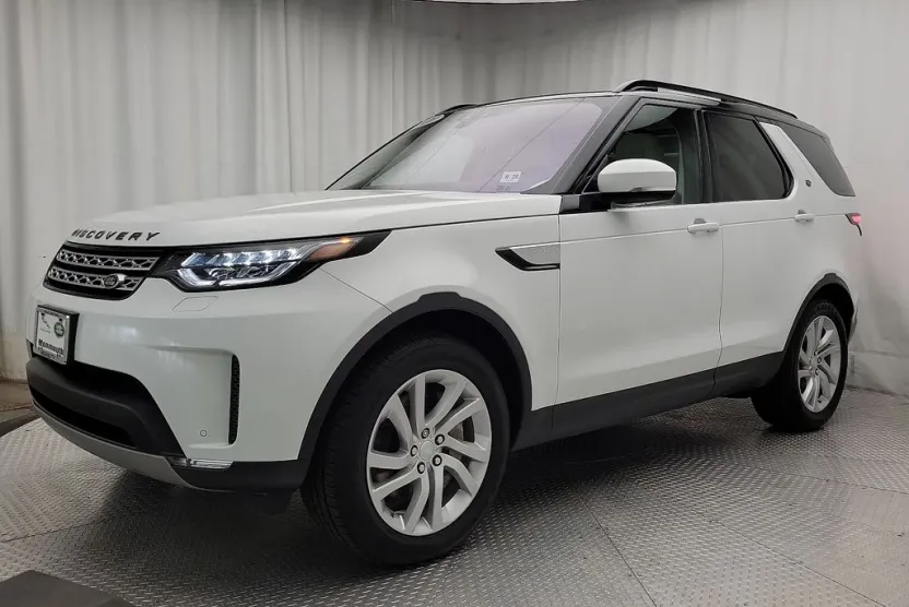 2020 Land Rover Discovery HSE photo 1