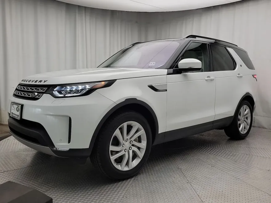 2020 Land Rover Discovery HSE photo 1