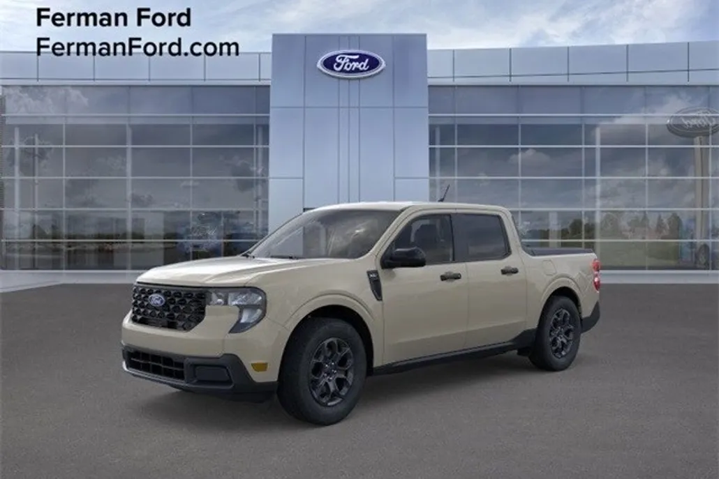 2025 Ford Maverick XLT photo 1