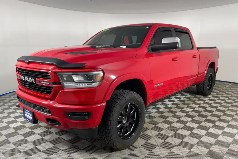 2019 Ram 1500 Laramie photo 1