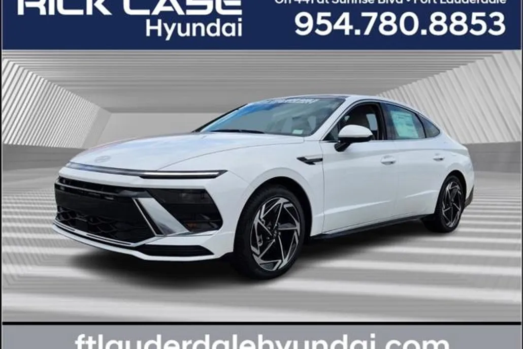 2025 Hyundai Sonata Hybrid SEL photo 1