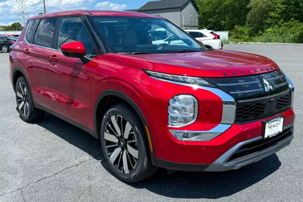 2025 Mitsubishi Outlander SE Ralliart photo 1