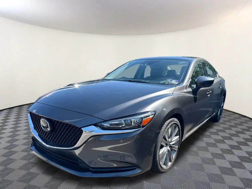 2018 Mazda Mazda6 Grand Touring photo 1