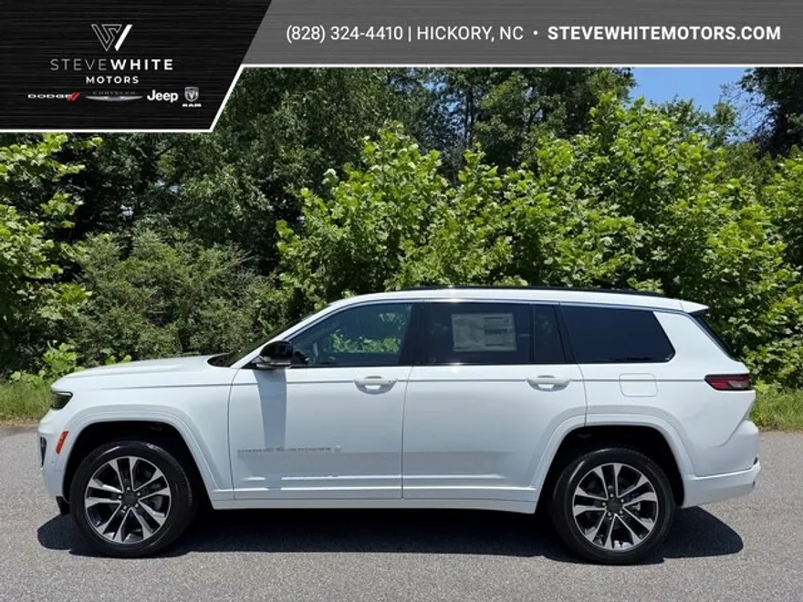 2025 Jeep Grand Cherokee Overland photo 1