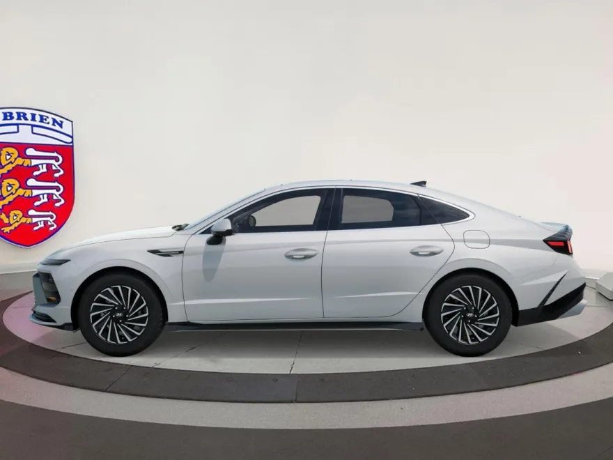 2026 Hyundai Sonata Hybrid Limited photo 1