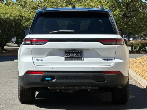 2023 Jeep Grand Cherokee Trailhawk 4xe photo 4