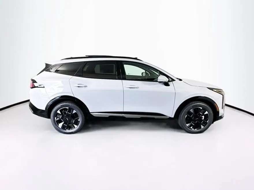 2026 Kia Sportage photo 1