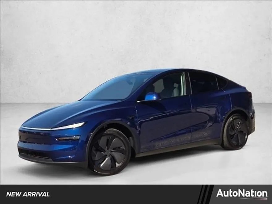 2026 Tesla Model Y Long Range photo 1