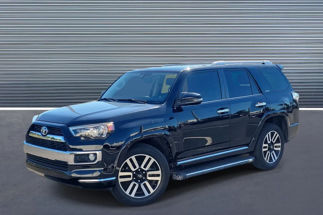 2015 Toyota 4Runner Base photo 1