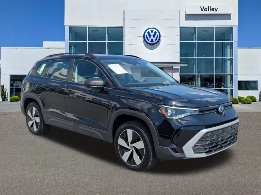 2025 Volkswagen Taos S photo 1