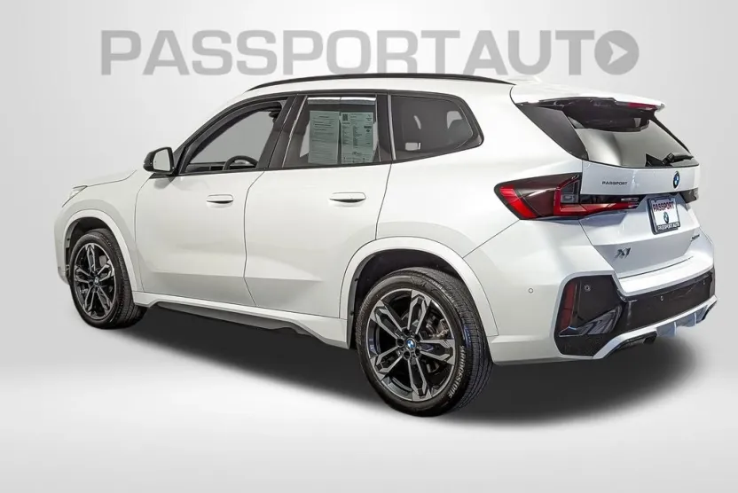 2023 Bmw X1 XDrive28i photo 1