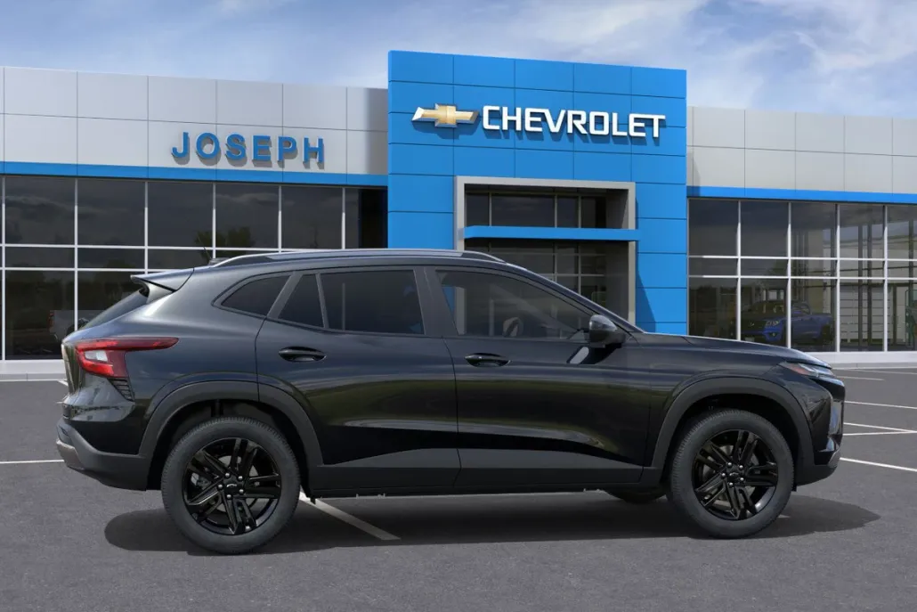 2026 Chevrolet Trax ACTIV photo 1