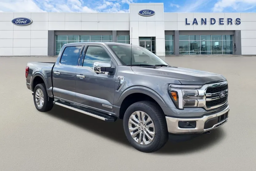 2025 Ford F-150 Lariat photo 1