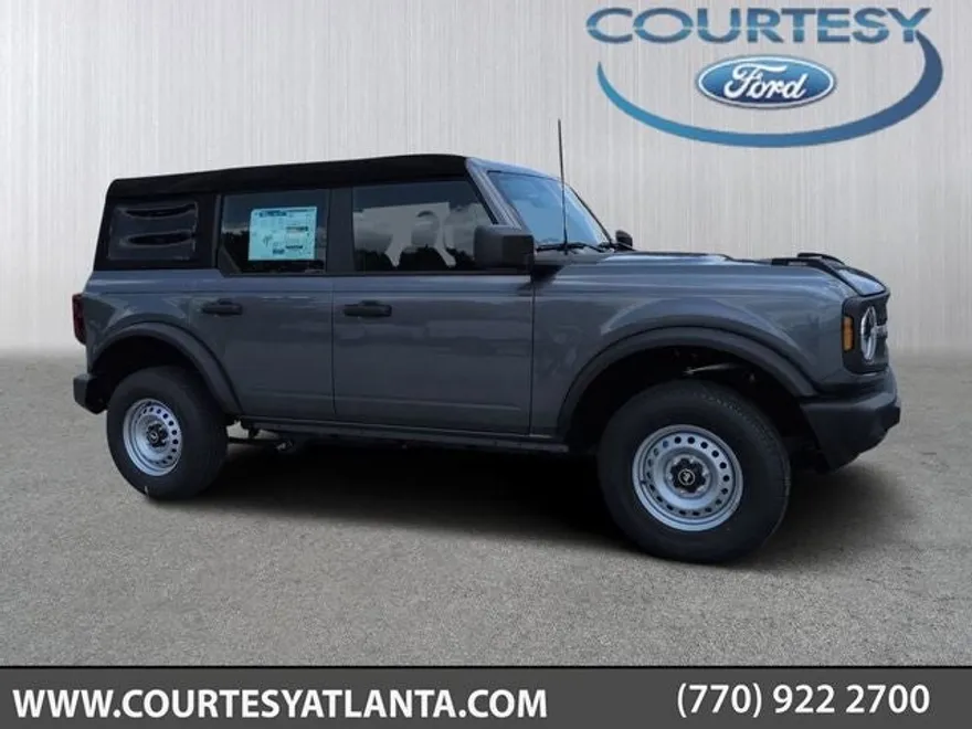 2025 Ford Bronco Base photo 1