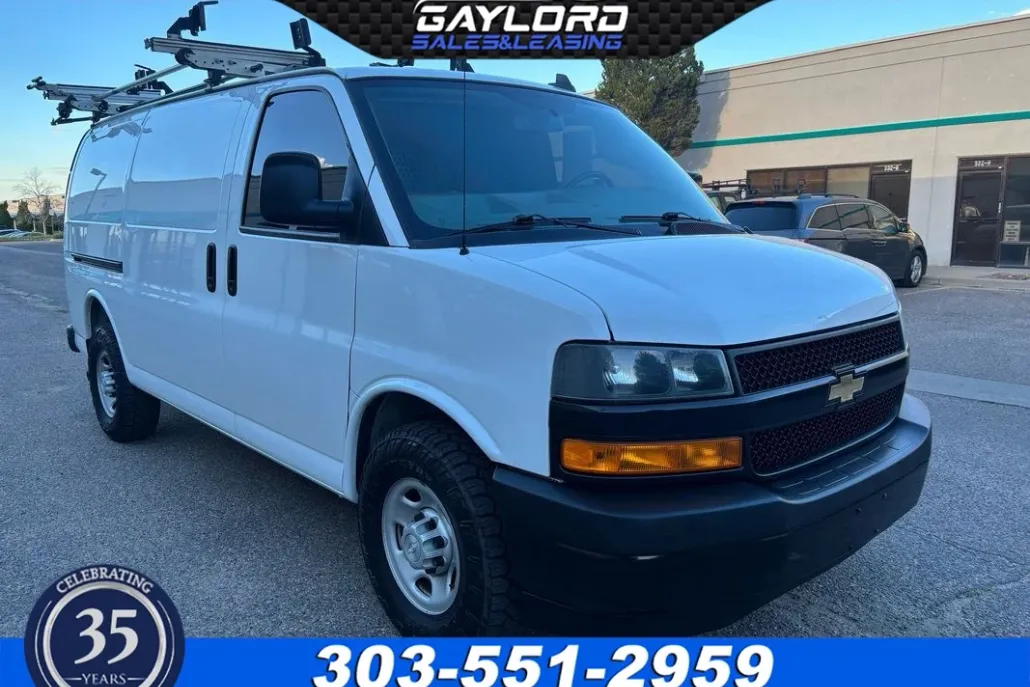 2018 Chevrolet Express 2500 Cargo Van photo 1