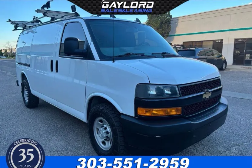 2018 Chevrolet Express 2500 Cargo Van photo 1