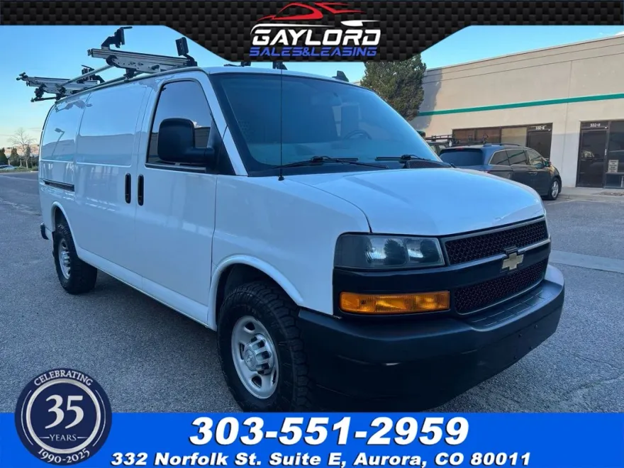 2018 Chevrolet Express 2500 Cargo Van photo 1