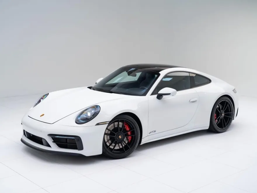 2022 Porsche 911 4 GTS photo 1